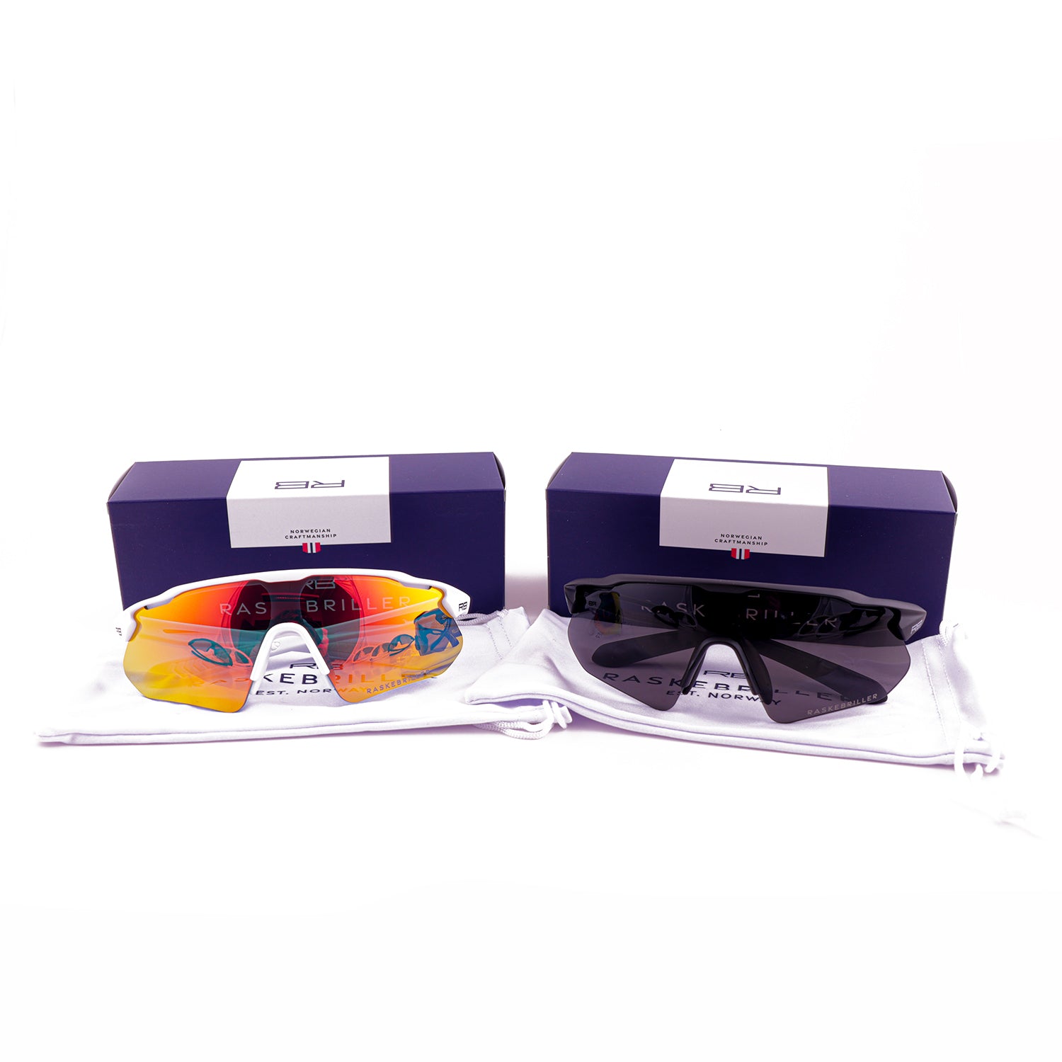 Pakkedeal - 1stk Action Small Hvit Flame + 1stk Action Small Svart Shadow